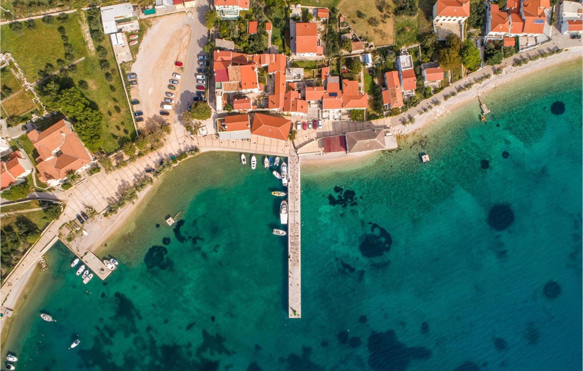 Beautiful Home In Martinscica With Wifi Экстерьер фото